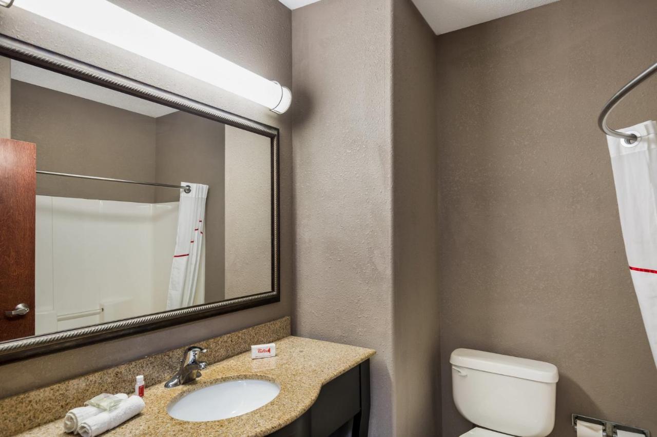 Red Roof Inn & Suites Bloomsburg - Mifflinville Ngoại thất bức ảnh