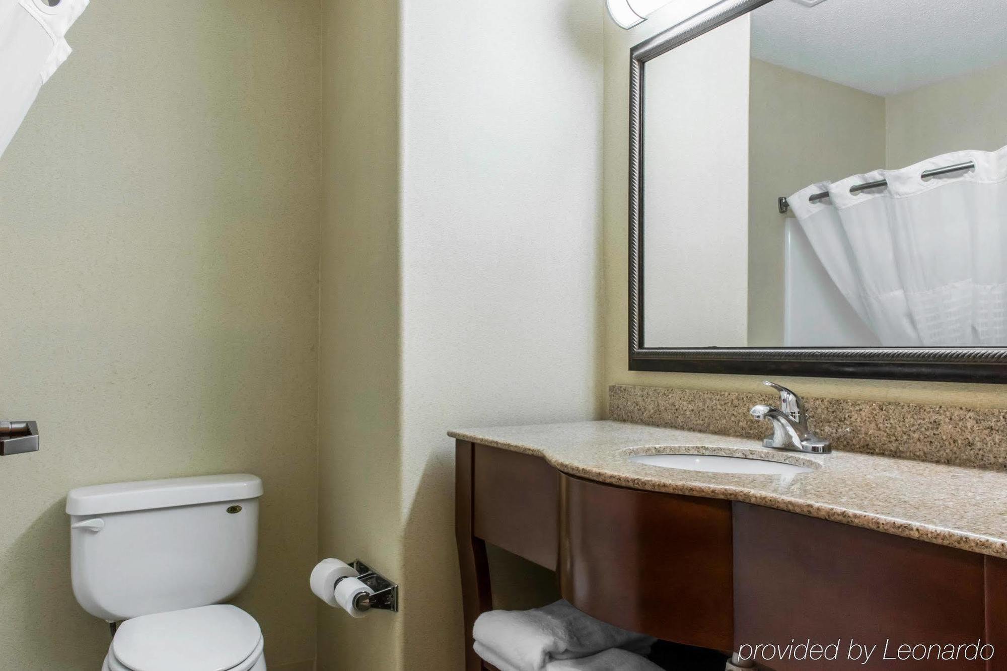 Red Roof Inn & Suites Bloomsburg - Mifflinville Ngoại thất bức ảnh
